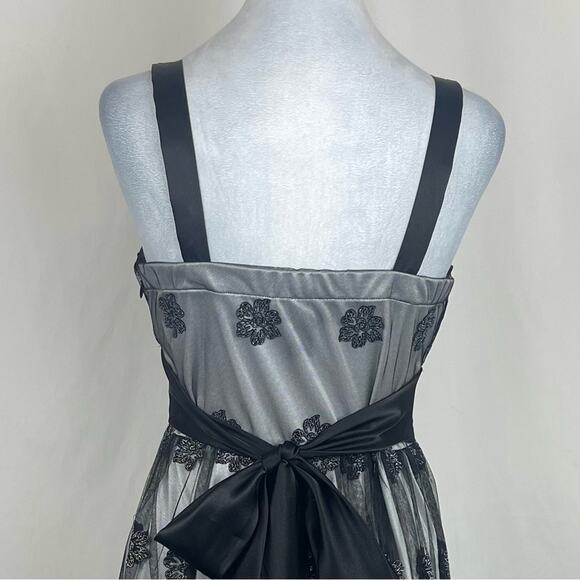 R&M Richards Sheer Black Metallic Floral Party Event Dress NWT Size 8 - Picture 5 of 14